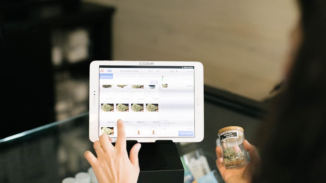 Strategic Digital Marketing Tactics for Small Business E-commerce Success in the United States