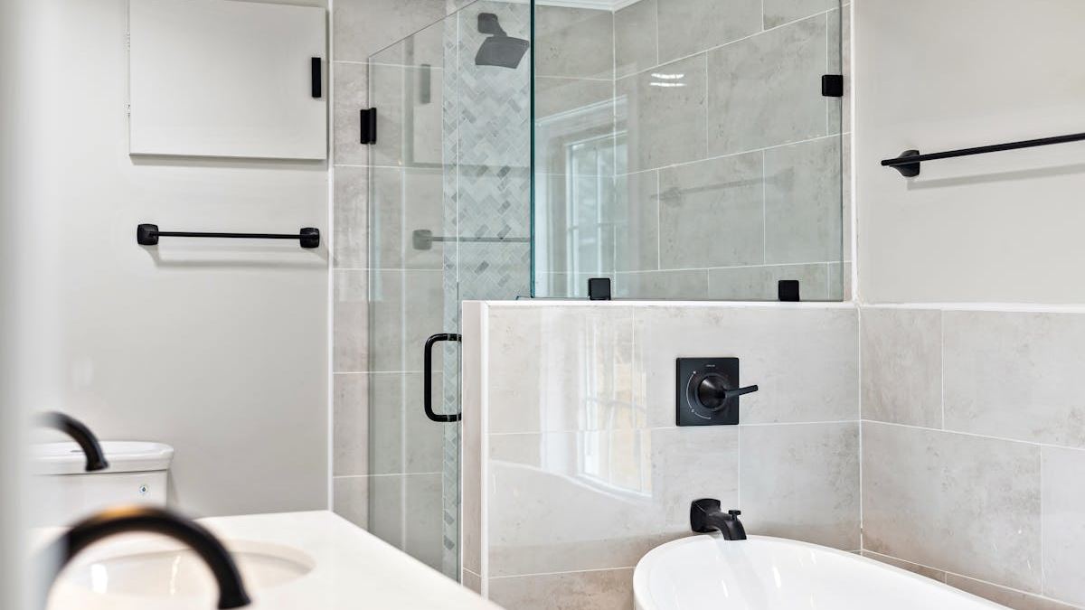 The Ultimate Guide to Bathtub Shower Remodeling: Elevate Your Bathroom Style and Functionality