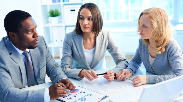 Navigating Business Loans in the US: Opportunities, Challenges, and Strategic Insights