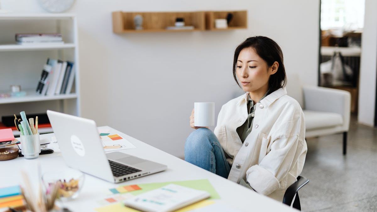 The Strategic Advantages of Pursuing a Business Management Degree Online Classes in the U.S.