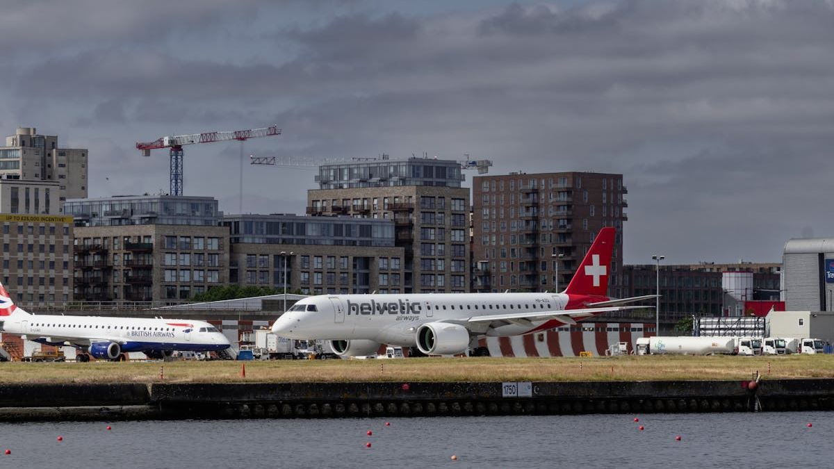 Smart Tips for Booking Plane Tickets in the U.S.: Save Money and Travel Stress-Free