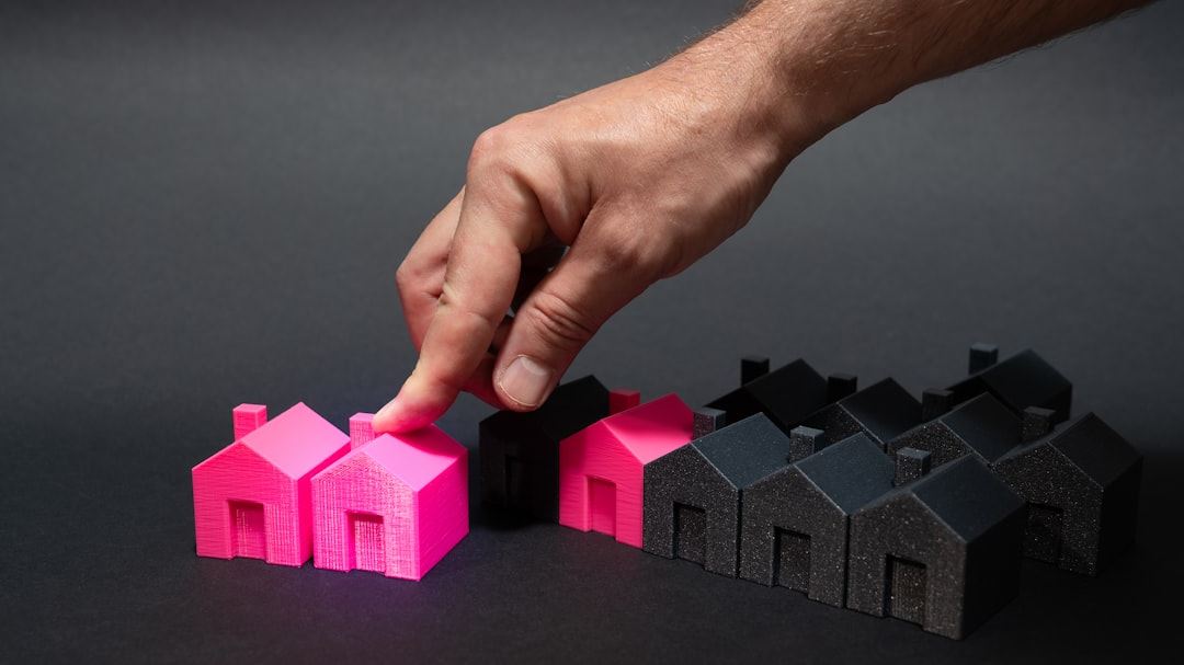 Maximizing Your Returns: How to Invest Real Estate Little Money and Still Achieve Big Goals in the United States