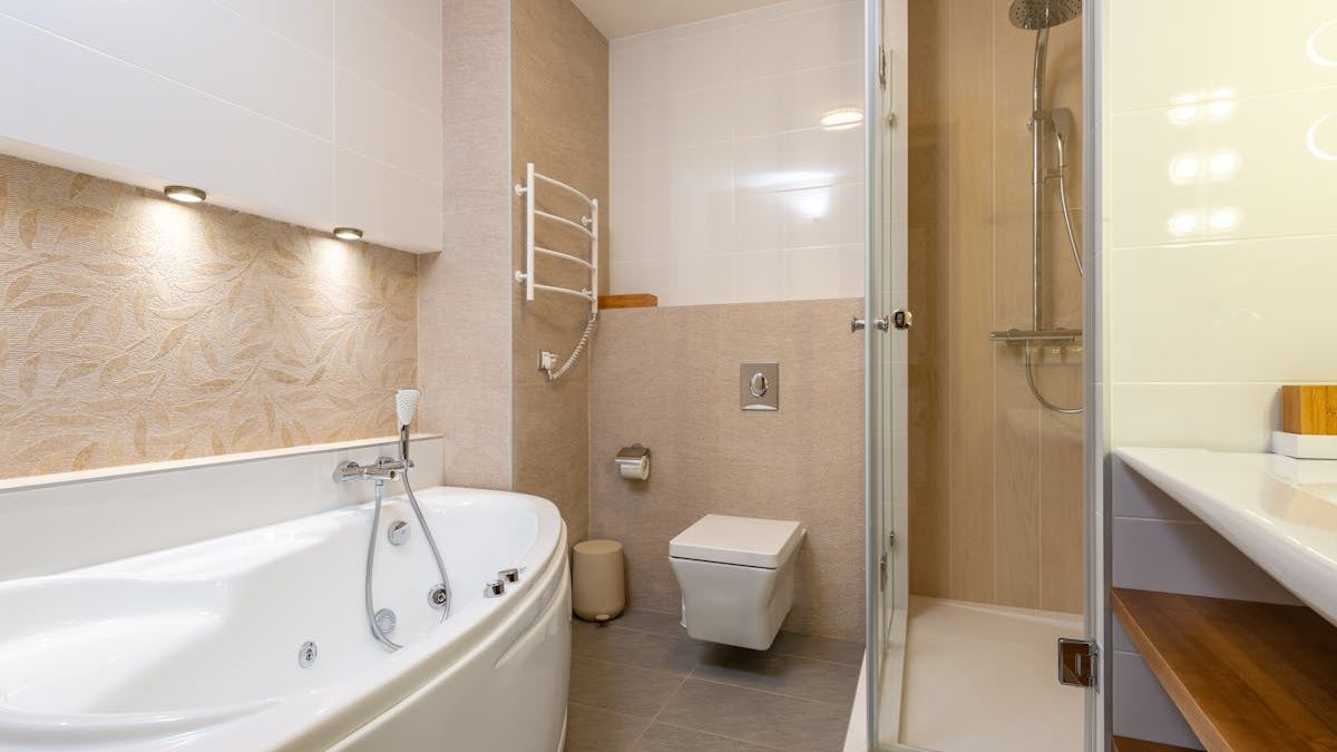 Innovative Bathroom Renovation Ideas: Partnering with the Right Bathroom Renovation Company in the US