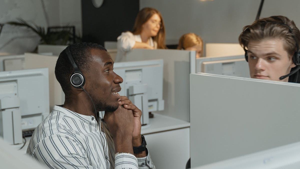 How the Best Call Center CRM Software Enhances Customer Experience and Business Performance