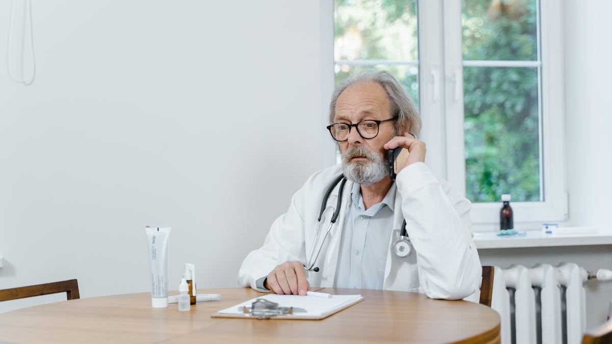 The Evolution and Impact of Wireless Medical Alert Systems in Modern Healthcare