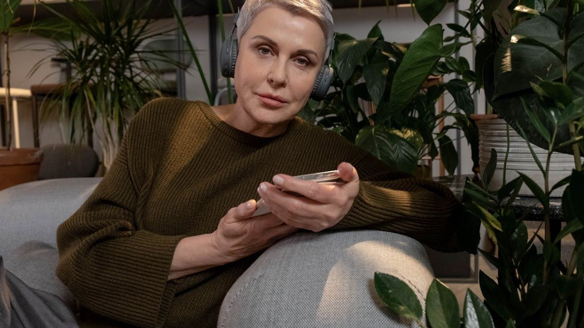 Unlock Your Style Potential with Women’s Short Hairstyles: Trendiest Looks and Expert Insights