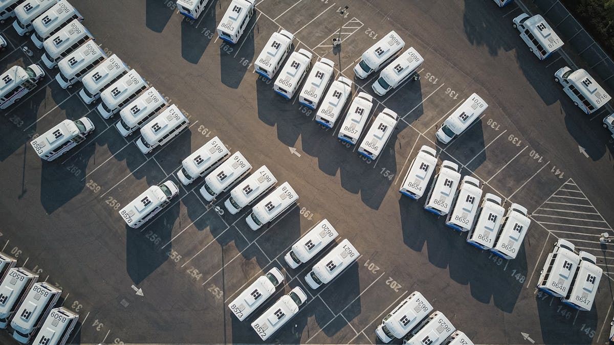 Enhancing Fleet Efficiency and Safety with Telematics Fleet Management System