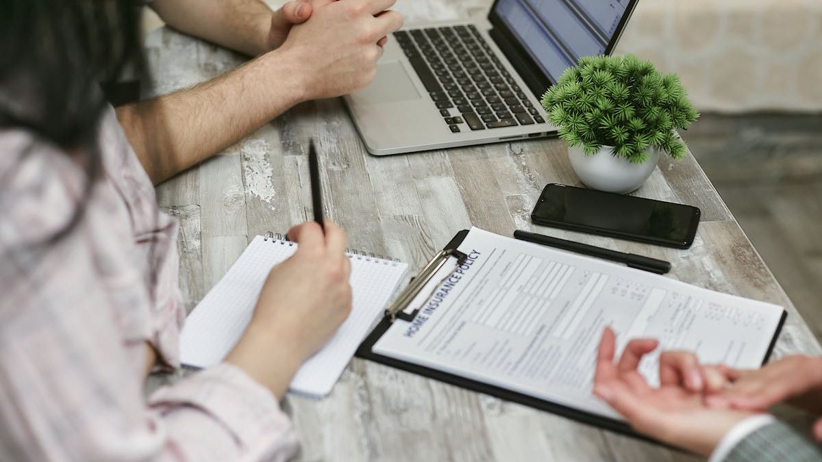 Maximizing Your Coverage: An Expert’s Guide to Choosing a Homeowners Insurance Company in the United States