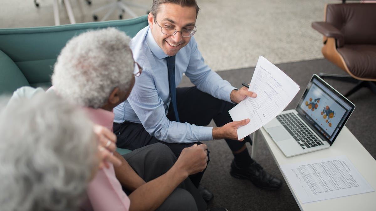 How Financial Advisory Firms Shape Your Retirement Strategy in the United States
