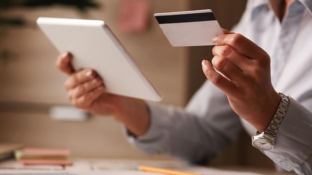 Maximizing Business Growth with Line Credit Loans: Strategic Insights for Entrepreneurs