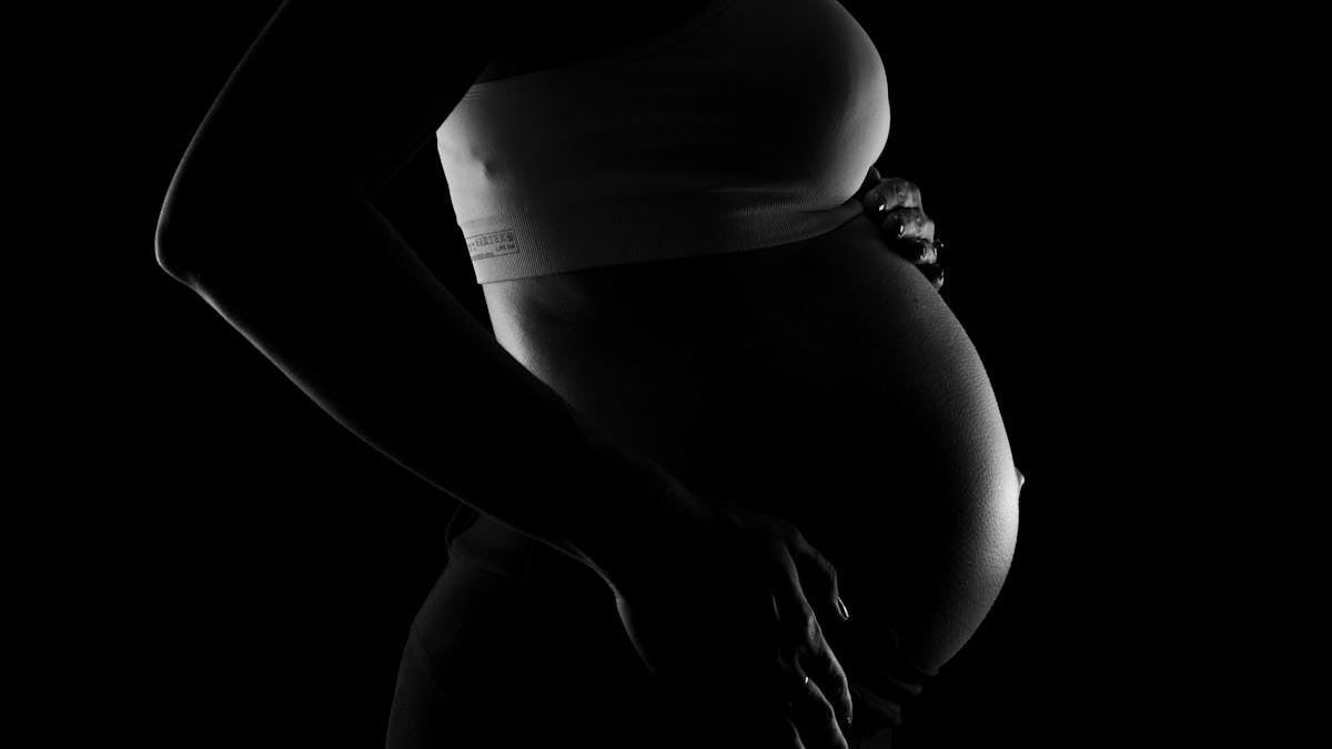 Comprehensive Guide to White Skin Bumps: Causes, Treatments, and Prevention Strategies