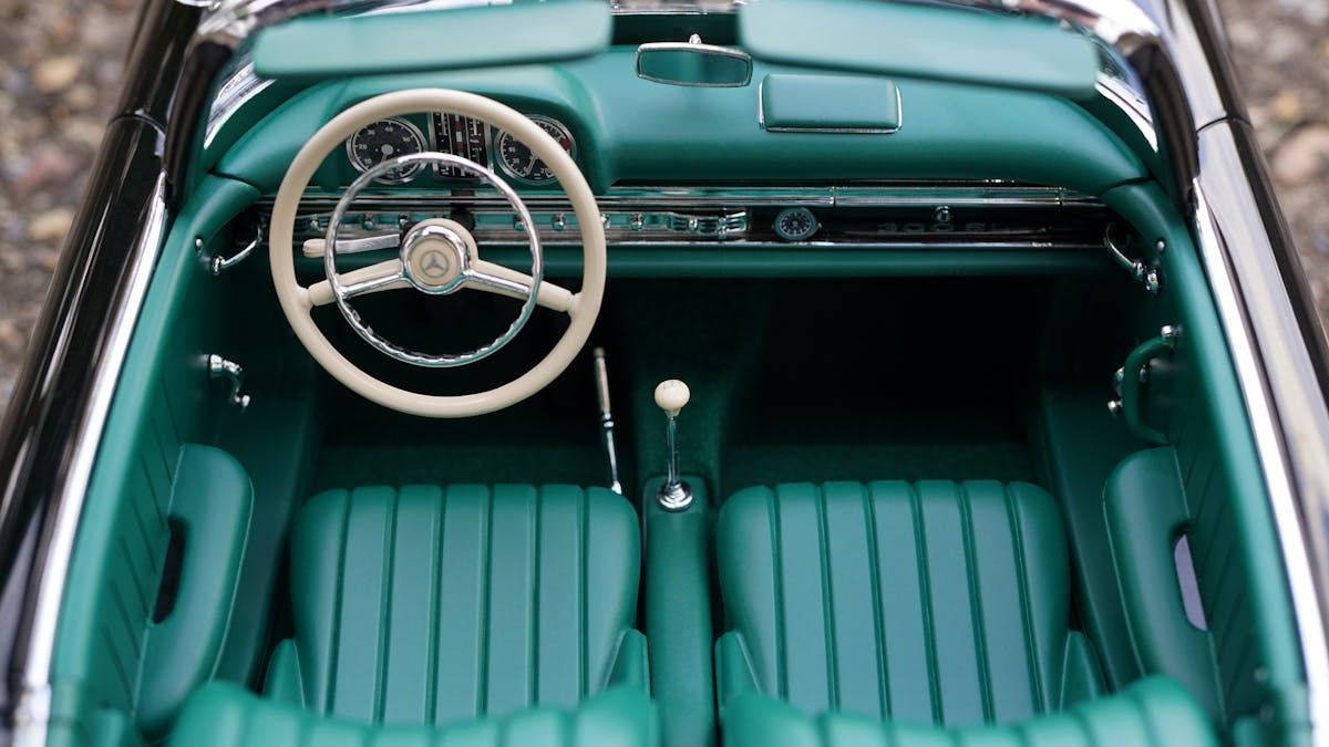 Discover Premium and Specialty Rental Cars Places in the United States for Luxurious Travel