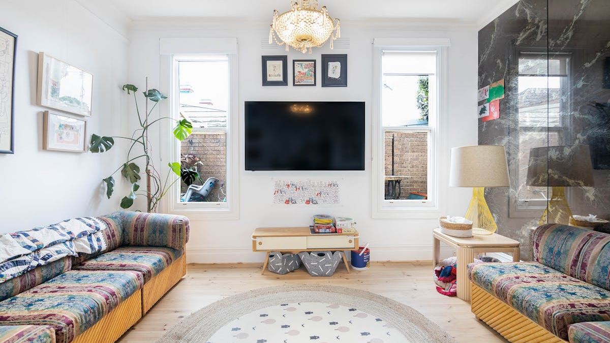 Maximize Your Space: How to Find the Best Furniture Haul Away Near Me for Seamless Disposal