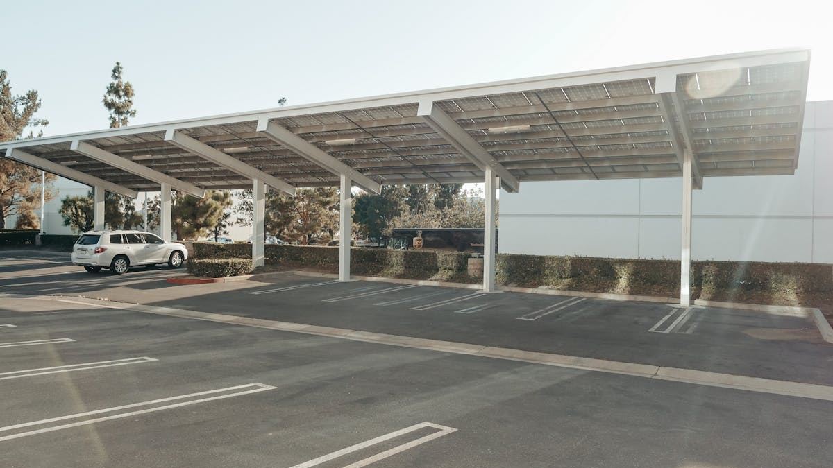 Top Innovations in Solar Panels: What Makes the Best Solar Panels Stand Out in 2024