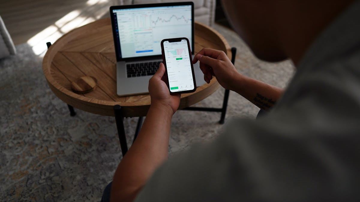 Navigating the U.S. Market: How to Choose the Best Online Brokerage Accounts for Your Investment Goals