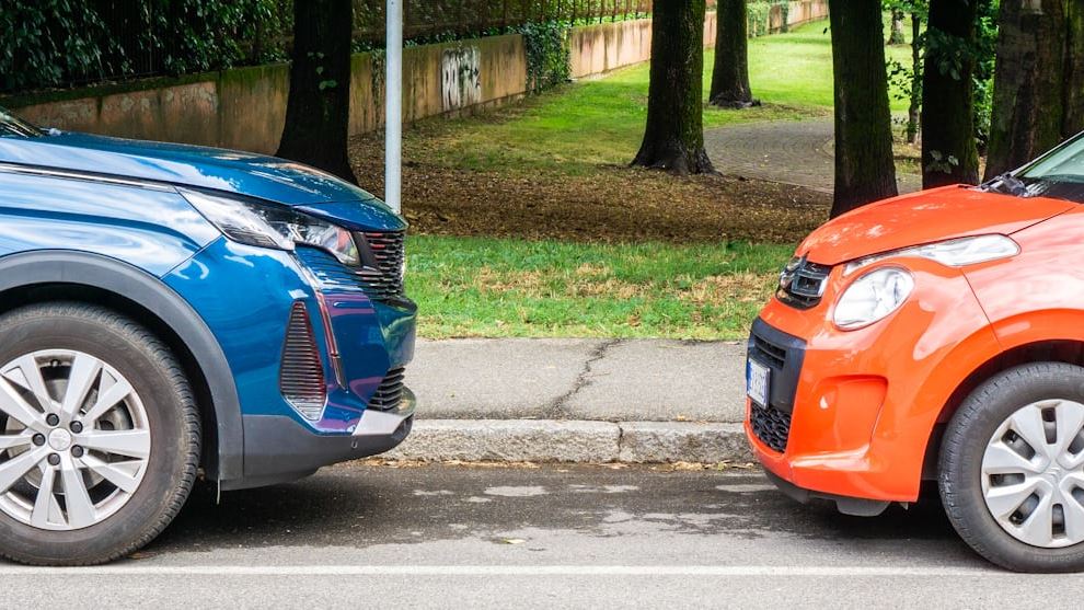 Design Innovations and Technology Advancements in Small SUV Crossovers
