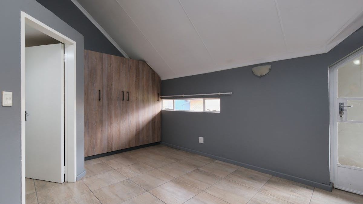 Revitalize Your Bathroom: Essential Tips for a Successful Home Improvement Project